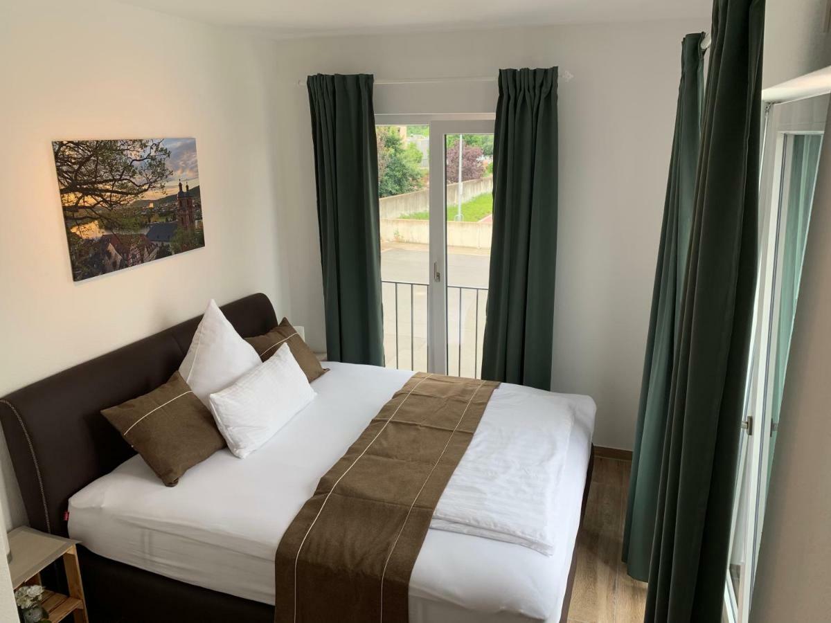 Ferienwohnung Main Boarding House Miltenberg Zimmer foto